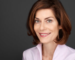 Business Headshot Portrait Frau, braun